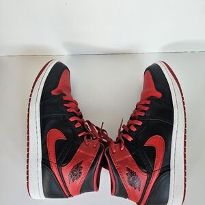 Nike Air Jordan 1 Mid, Men's Size 8